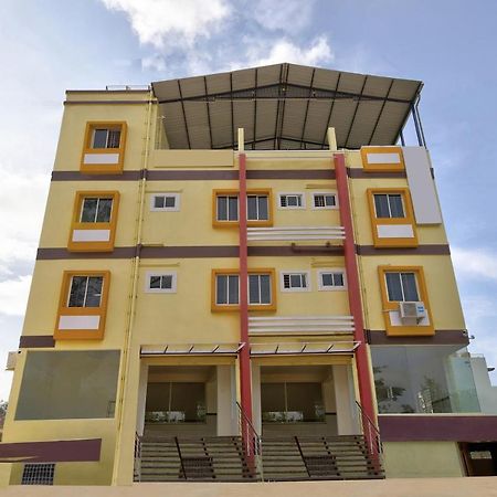 OYO 39837 Sri Anjaneya Residency Hotel Shimoga Bagian luar foto